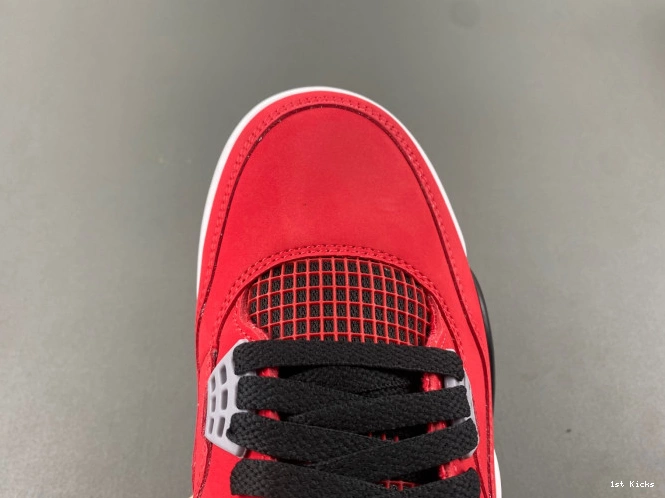 308497-603 Bravo Retro Jordan Toro 4 0530